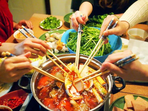 一次聚餐連累89人感染，兩地緊急叫停堂食住宿服務